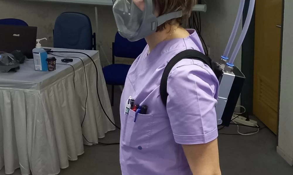 Πτολεμαΐδα: H πρώτη μικροβιοκτόνος μάσκα έφτασε στο νοσοκομείο της περιοχή